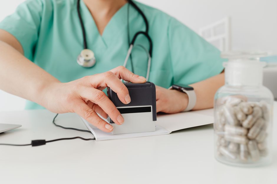 Facebook and Instagram Ads for Medical Practices: Reaching Patients Where They Scroll
